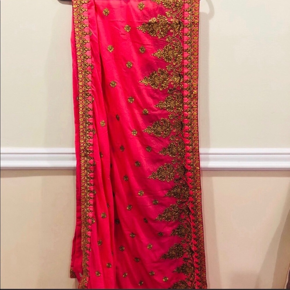#18 ✅✅✅Indian/Pakistani Embroidery Salwar Kameez